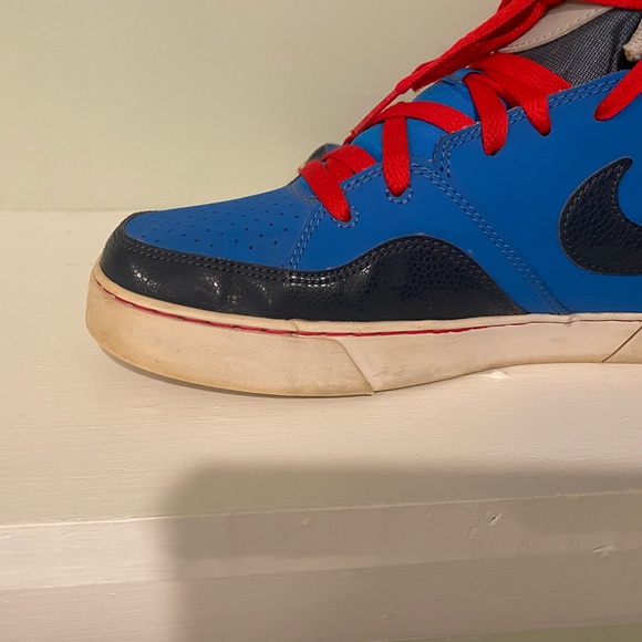 Nike Mids - Picture 3 of 13